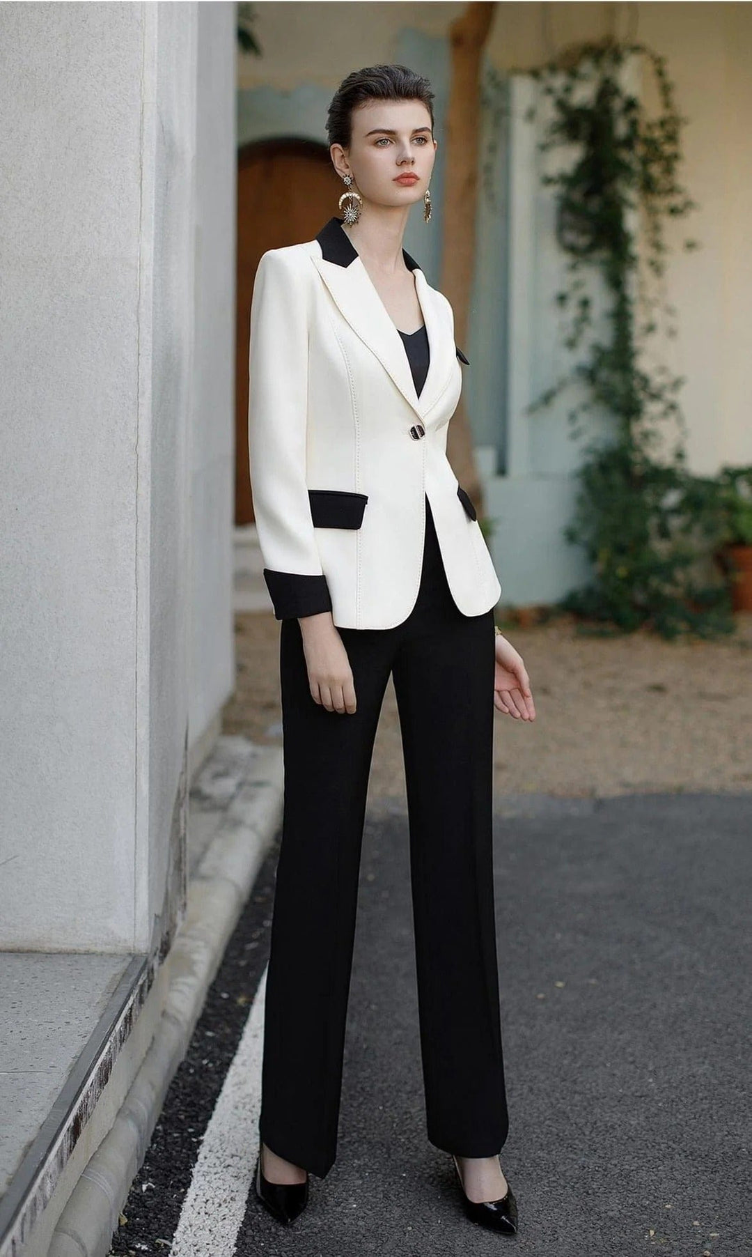 solovedress 2 Piece Classic Elegant Black White Contrast Business Casual Slim Fit Single Button Women's Suit
