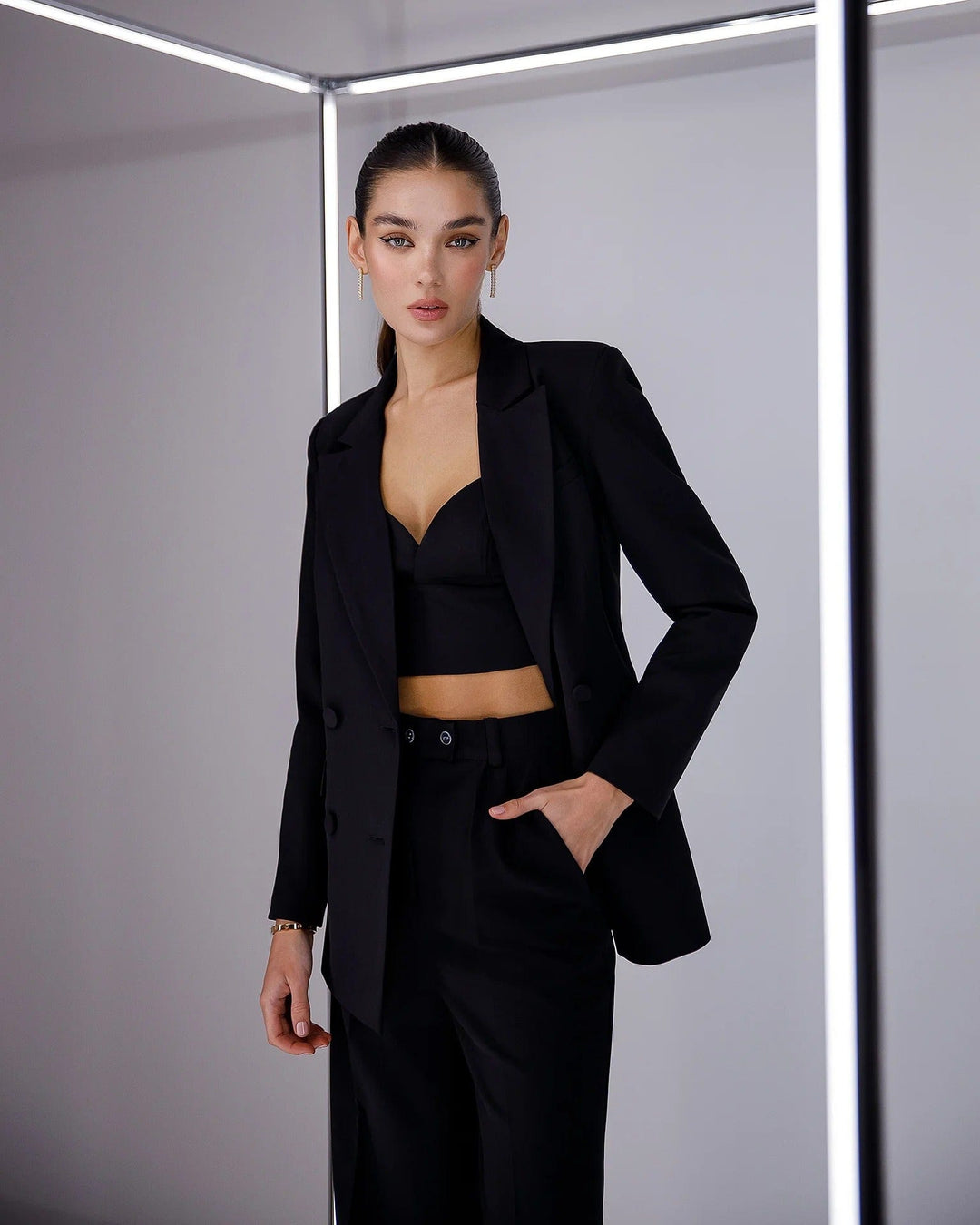solovedress Black 2 Piece Double Breasted Slim Business Women Suit (Blazer+Pants)