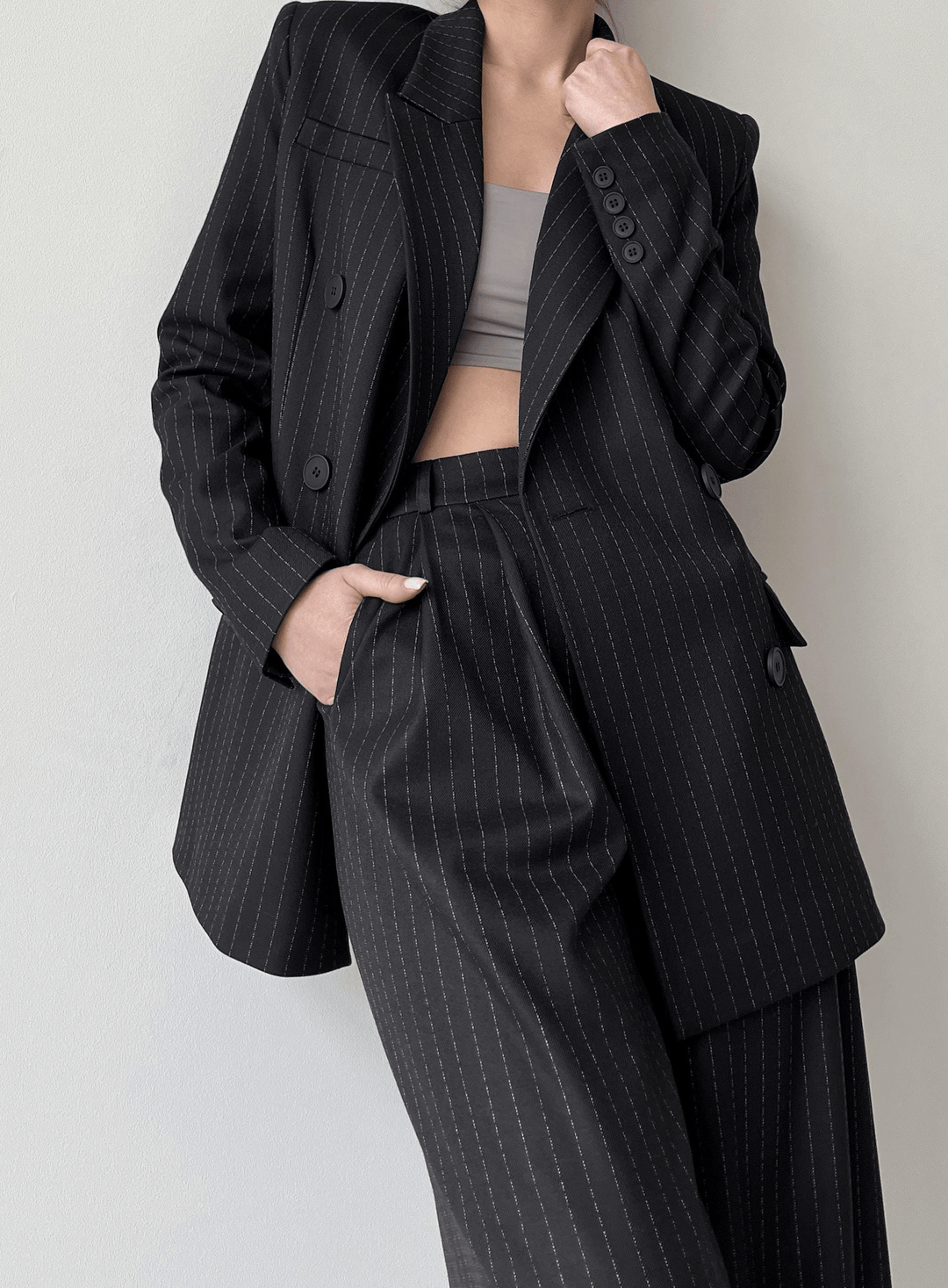 solovedress Black 2 Piece Peak Lapel Double Breasted Wide Leg Pants Casual Striped Women's Suit