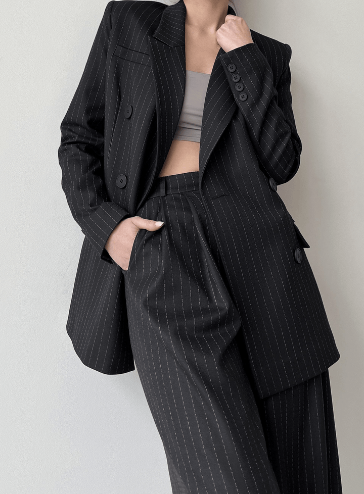 solovedress Black 2 Piece Peak Lapel Double Breasted Wide Leg Pants Casual Striped Women's Suit