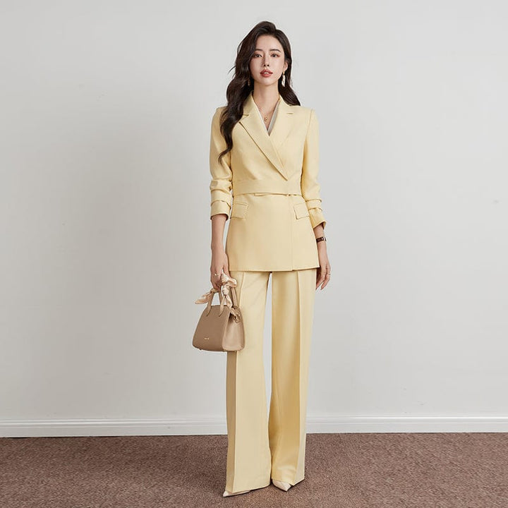 solovedress Champagne 2 Piece Notch Lapel Elegant Women Suit (Blazer+Pants)