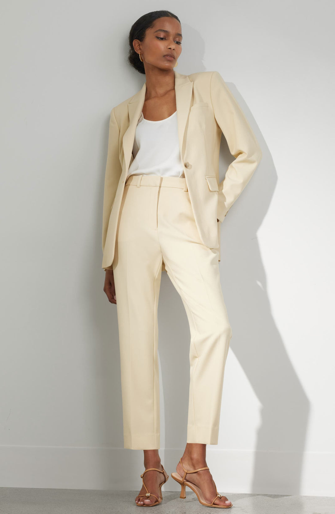 solovedress Champagne 2 Piece Single Buttons Peak Lapel Business Casual Women Suit