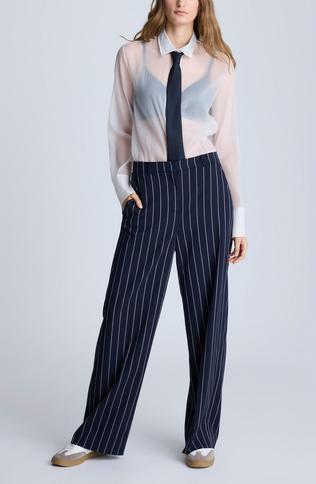solovedress Navy 2 Piece Peak Lapel Business Casual Striped Women's Suit