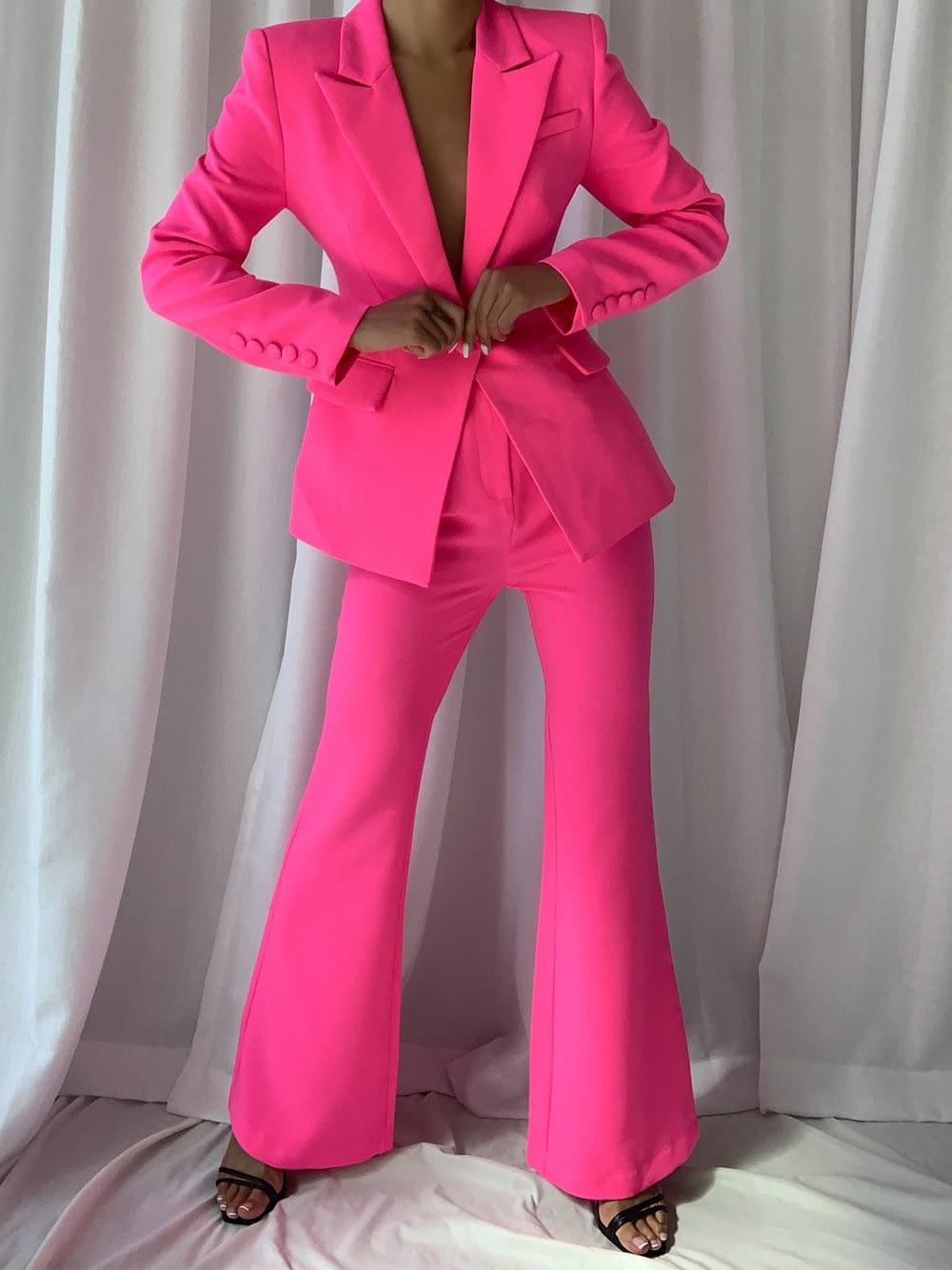 solovedress Pink 2 Piece Peak Lapel Single Breasted Slim Fit Women's Suit