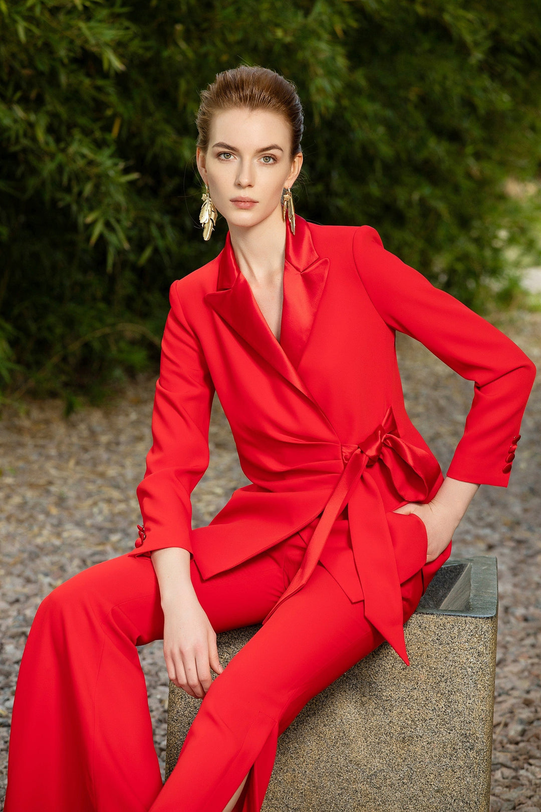 solovedress Red Women’s Suit Set – Tie Waist Blazer & Split Hem Pants