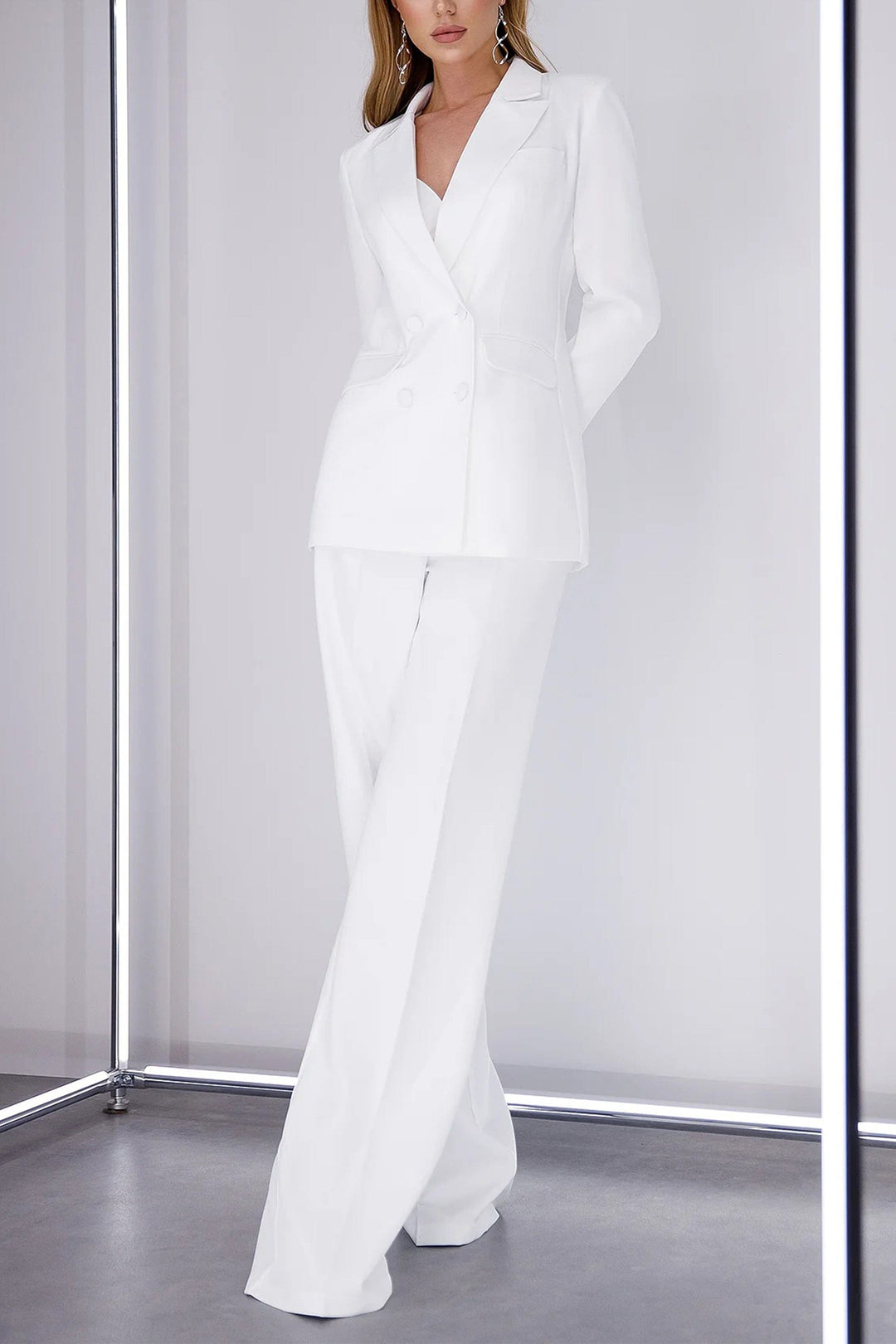 solovedress White 2 Piece Double Breasted Business Casual Slim Fit Women Suit (Blazer+Pants)