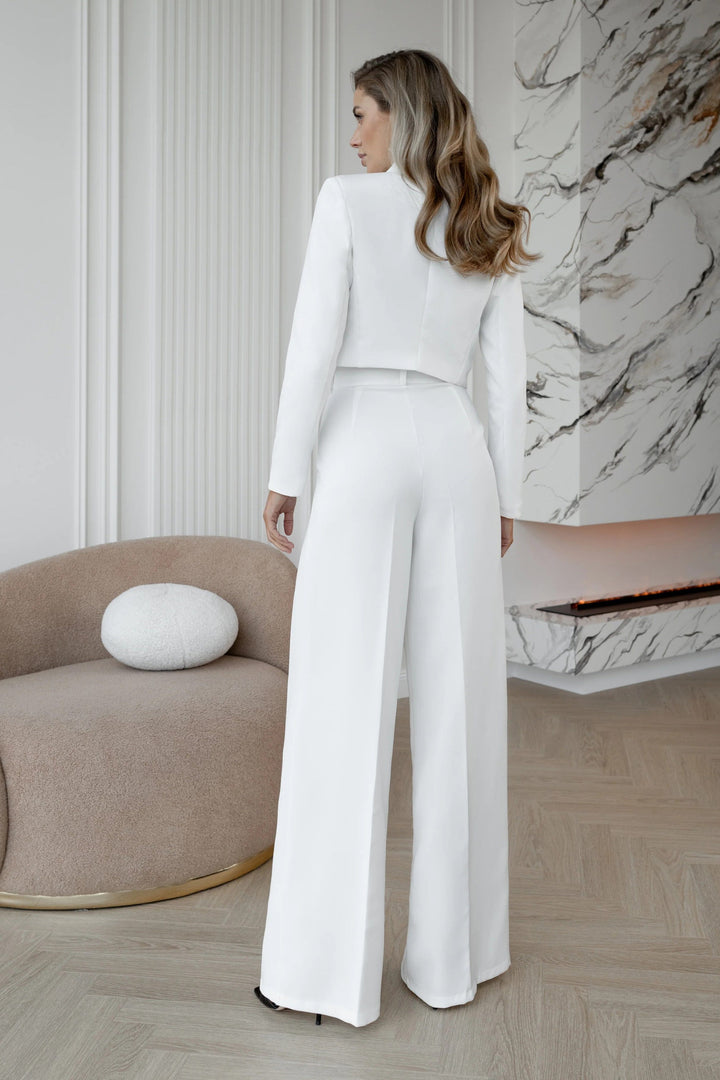 solovedress White 2 Piece Single Button Peak Lapel Casual Women Suit (Blazer+Pants)