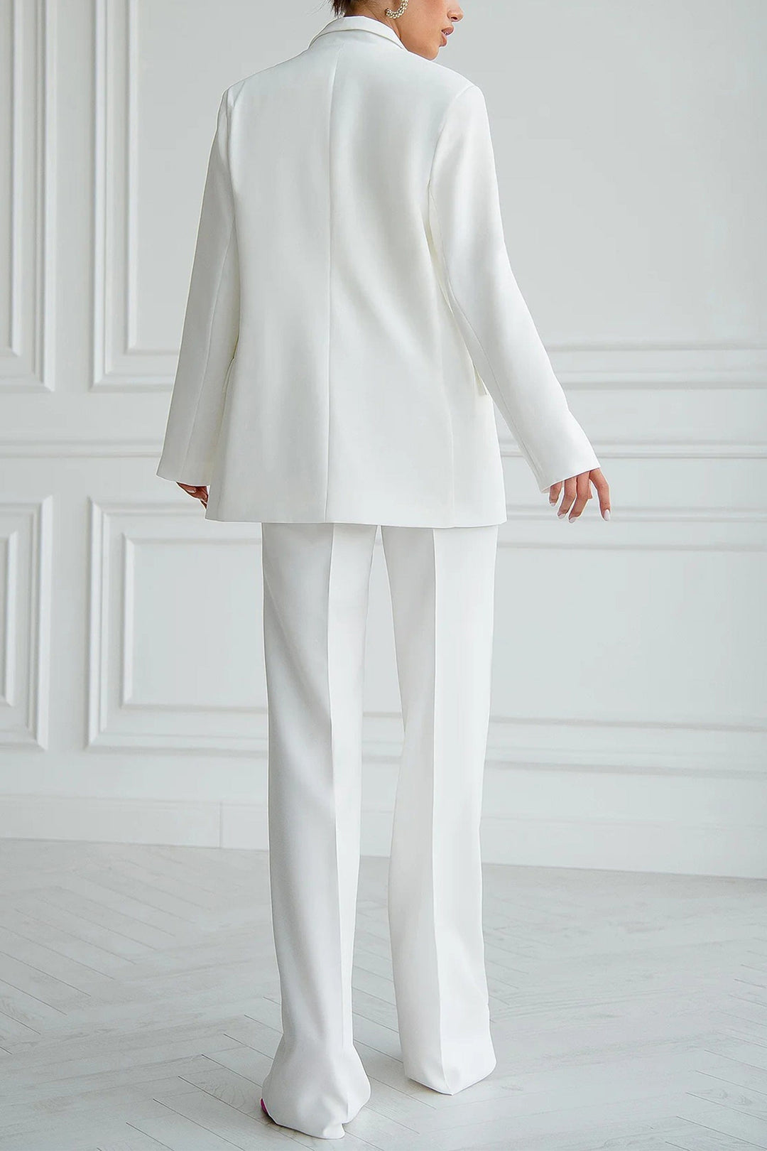 solovedress White 3 Piece Double Breasted Peak Lapel Casual Slim Fit Women Suit