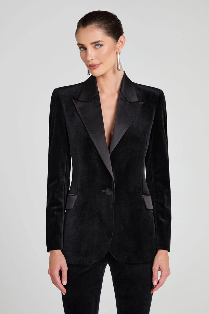 solovedress Women's Black Velvet Satin Peak Lapel Suit (Blazer+Pants)
