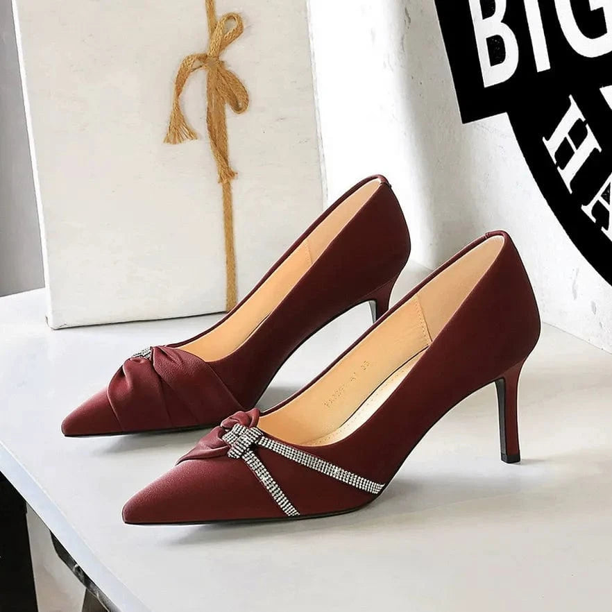 solovedress Women’s Pointed Toe Crystal Bow Stiletto Heels – Available in 7 cm & 10 cm