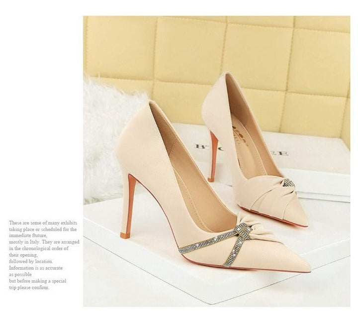 solovedress Women’s Pointed Toe Crystal Bow Stiletto Heels – Available in 7 cm & 10 cm
