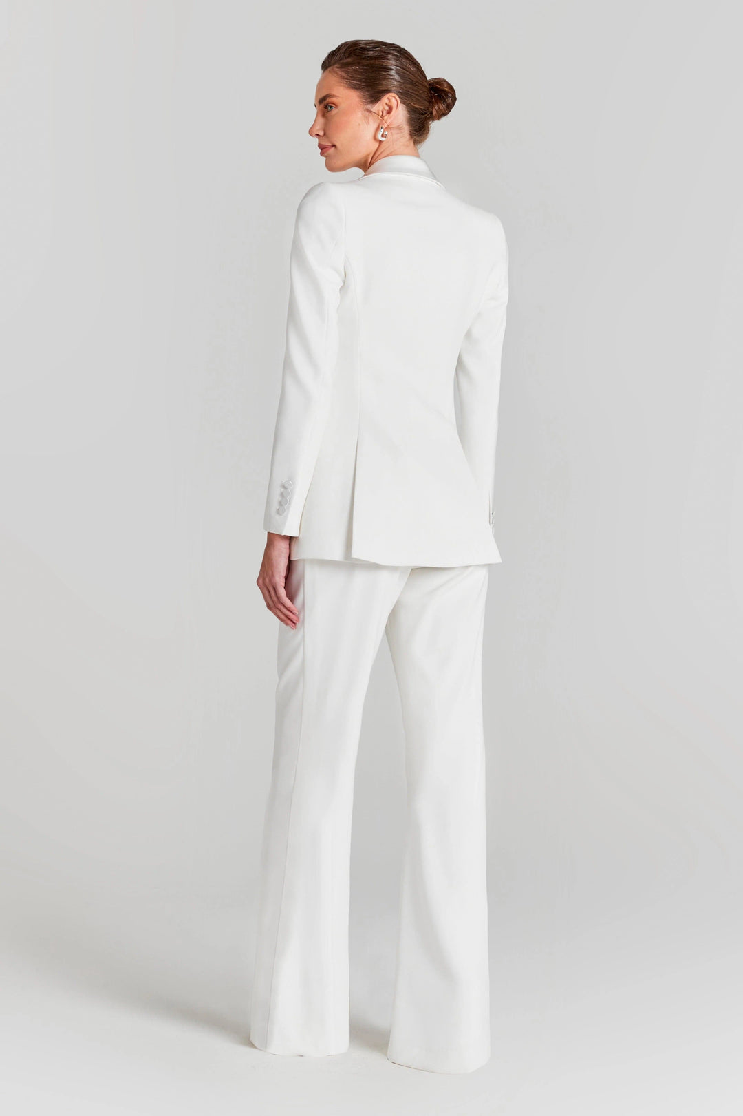 solovedress Women's White Tailored Suit Set – Single Button Peak Lapel Blazer & Pants