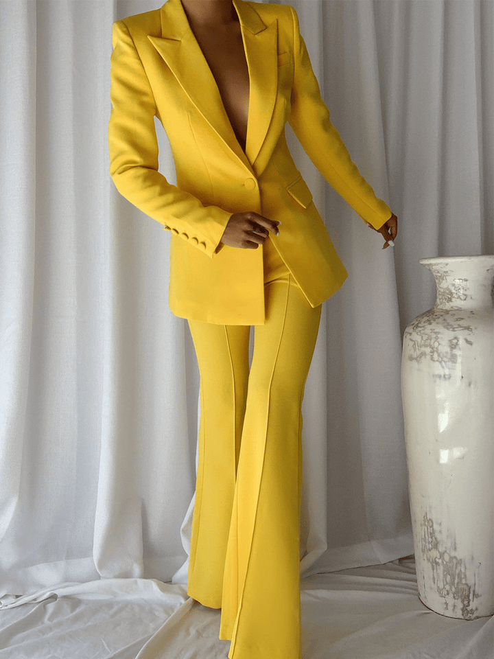 solovedress Yellow 2 Piece Peak Lapel Single Breasted Slim Fit Women's Suit
