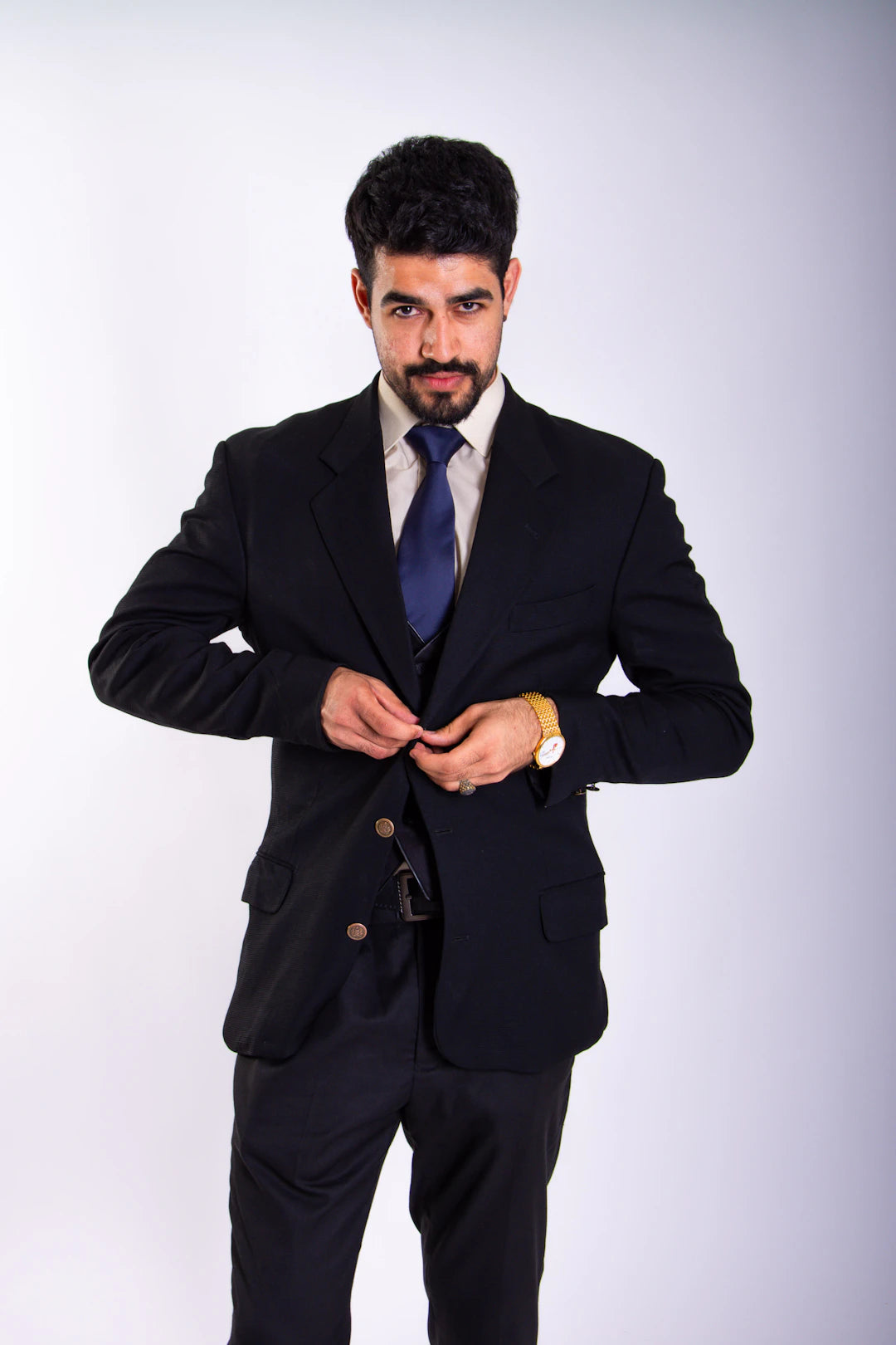 Elevate Your Style Transitioning Your Suit From Day to Night