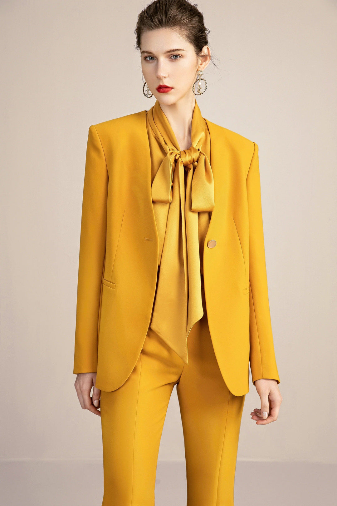 solovedress 2 Piece Gold Single Button V Neck Women Suit (Blazer+Pants）