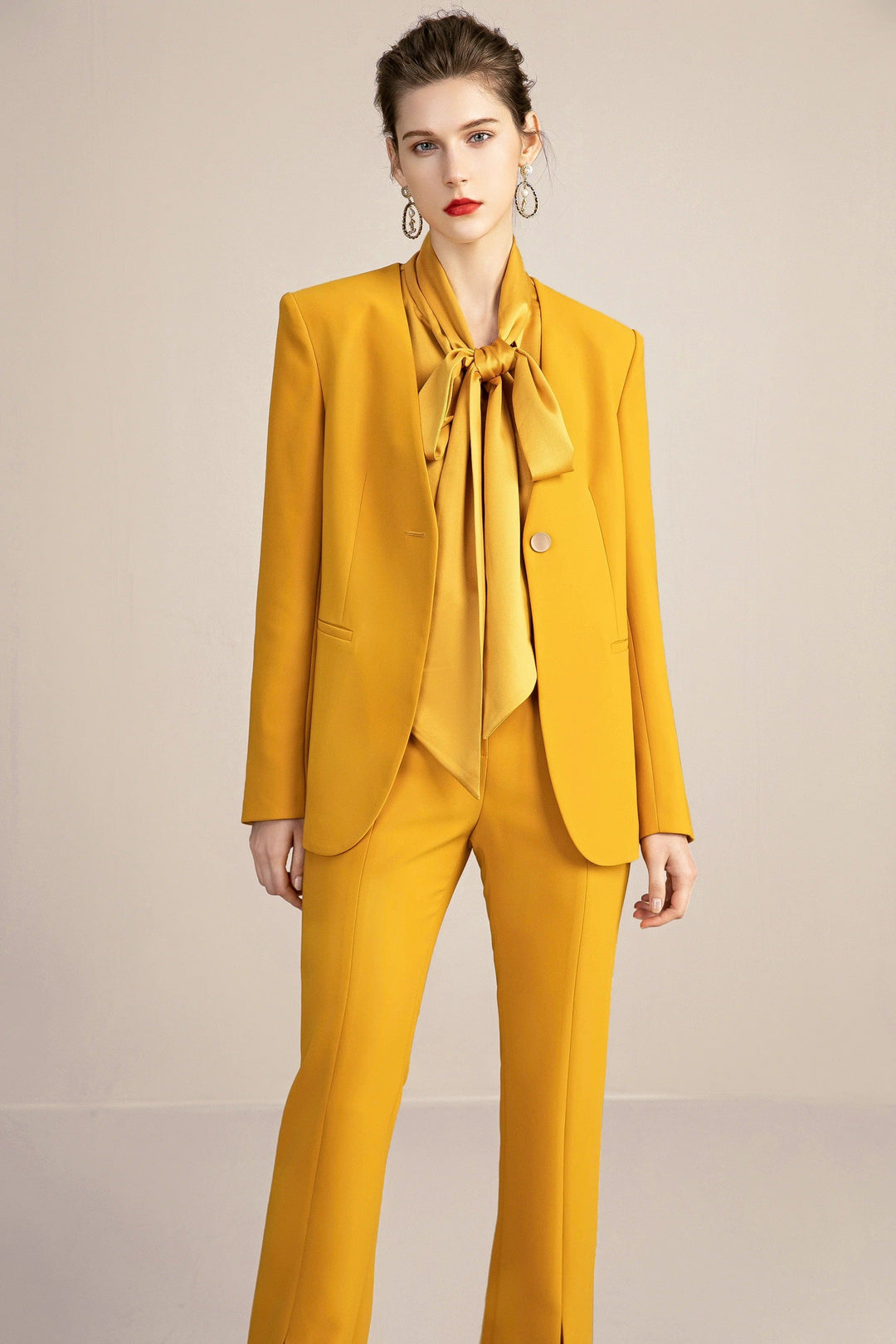 solovedress 2 Piece Gold Single Button V Neck Women Suit (Blazer+Pants）