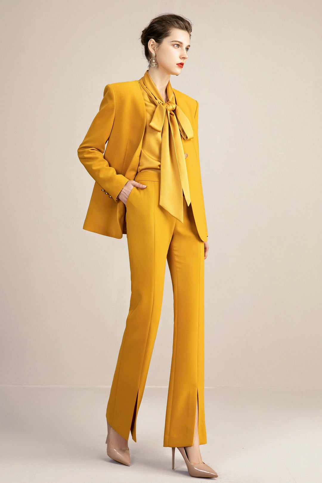 solovedress 2 Piece Gold Single Button V Neck Women Suit (Blazer+Pants）