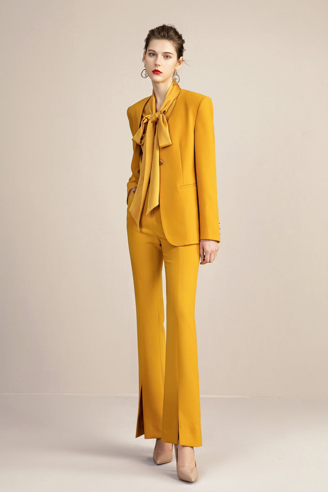 solovedress 2 Piece Gold Single Button V Neck Women Suit (Blazer+Pants）