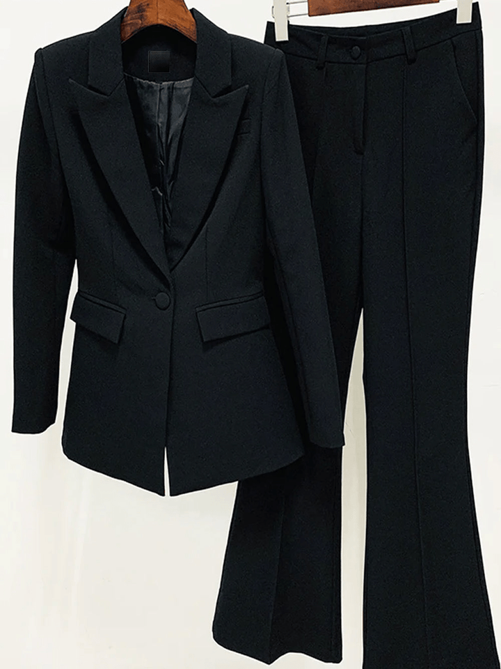 solovedress Black 2 Piece Peak Lapel Single Breasted Slim Fit Women's Suit