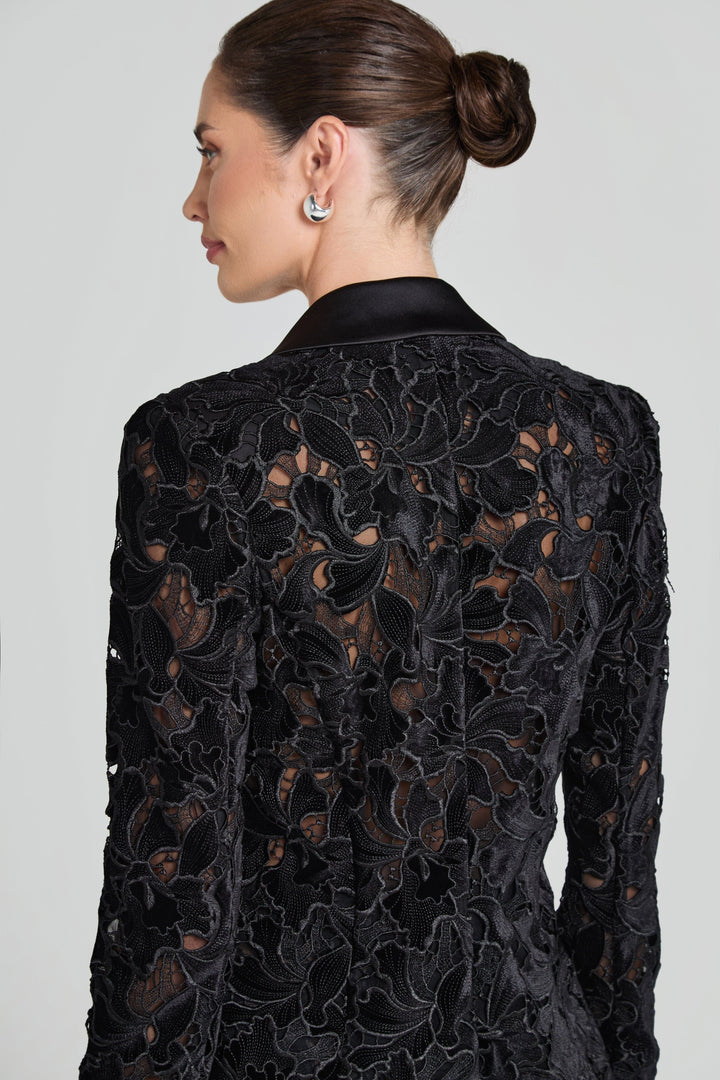 solovedress Black Lace Two-Piece Women’s Suit with Notch Lapel Blazer