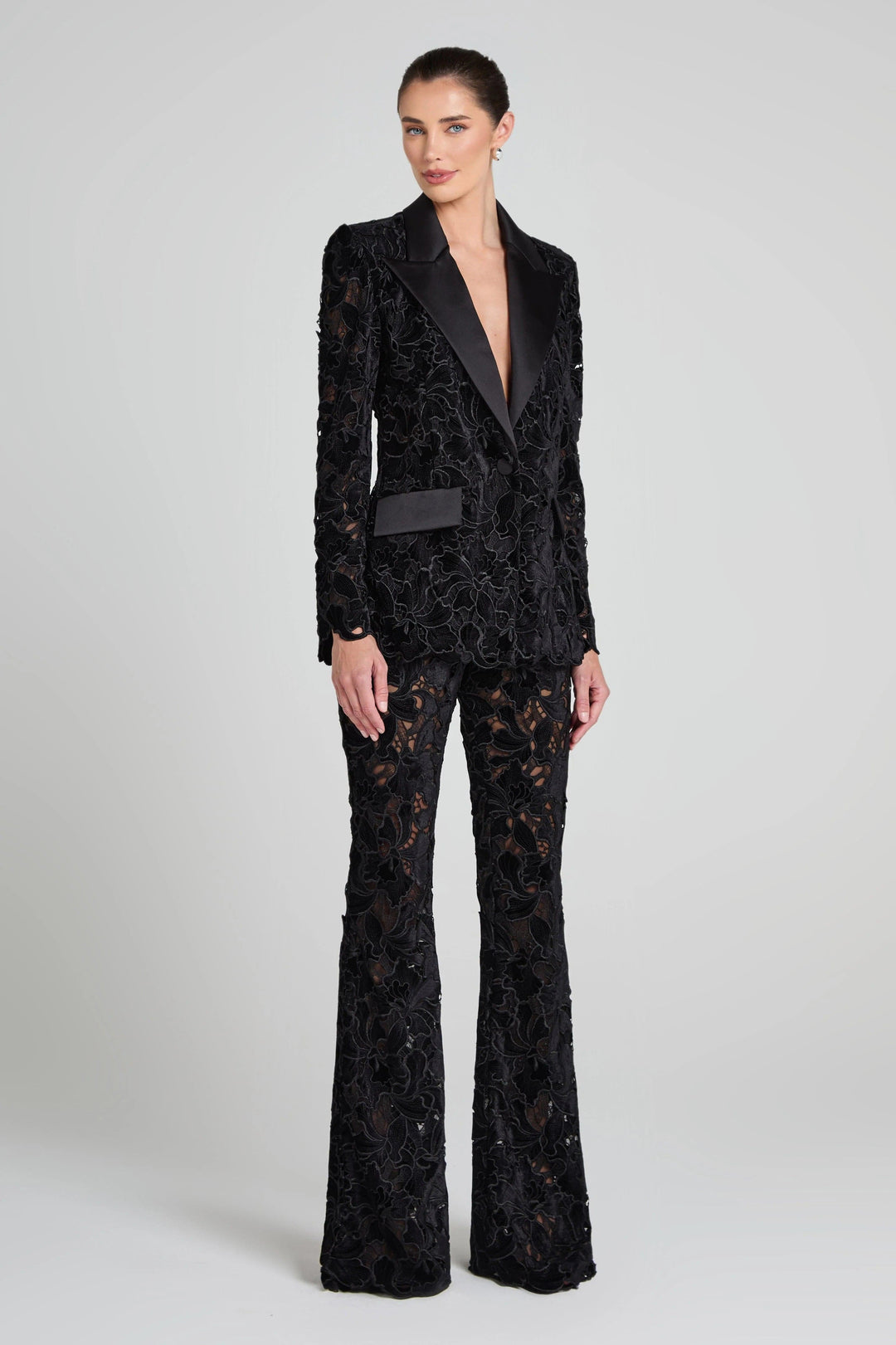 solovedress Black Lace Two-Piece Women’s Suit with Notch Lapel Blazer