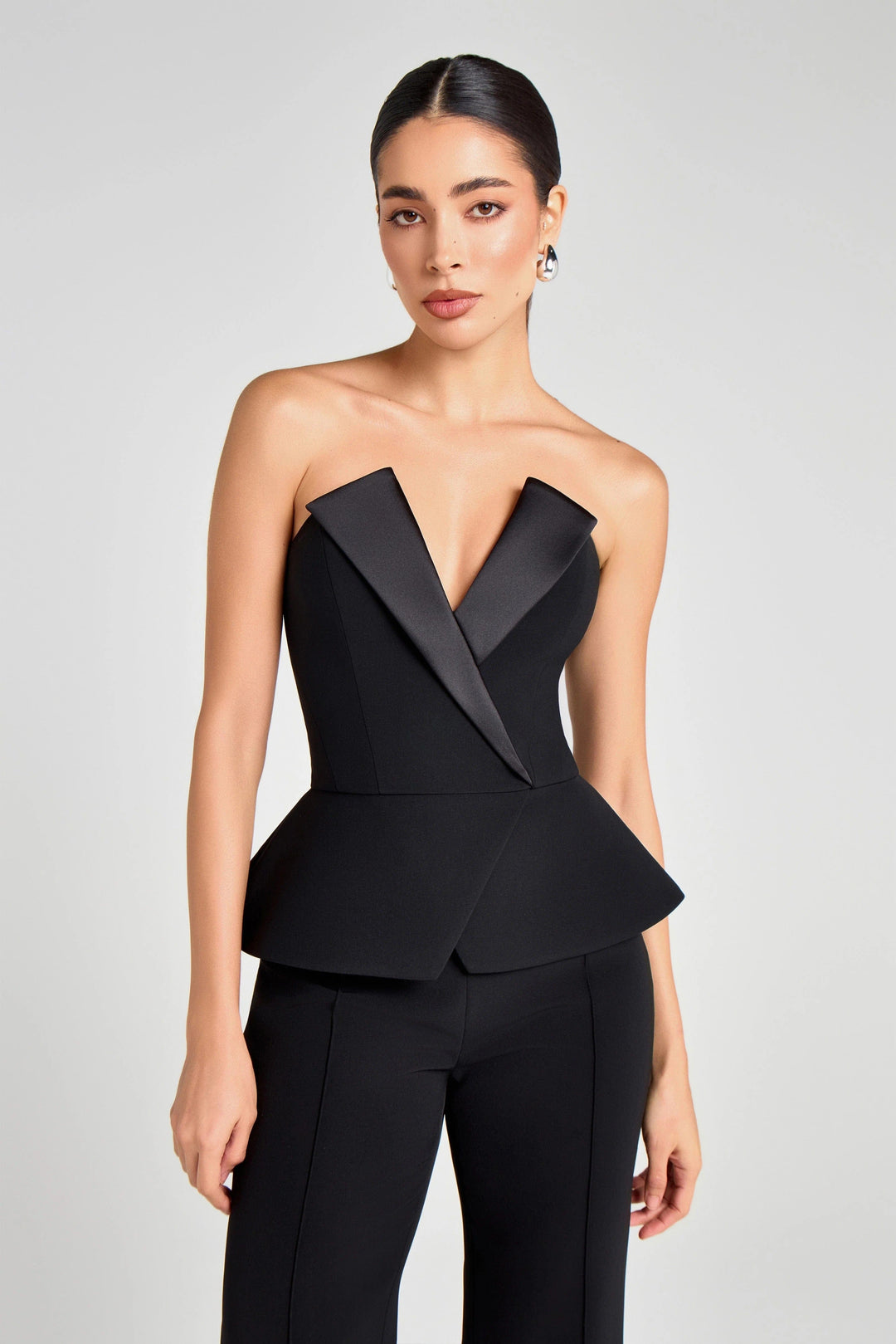 solovedress Black Two Piece Satin Lapel Strapless Women's Tuxedo