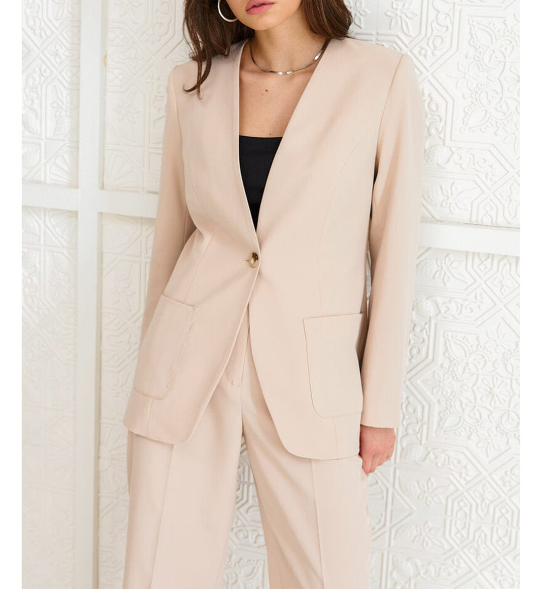 solovedress Fashion 2 Pieces V Neck Women Suit (Blazer+Pants）