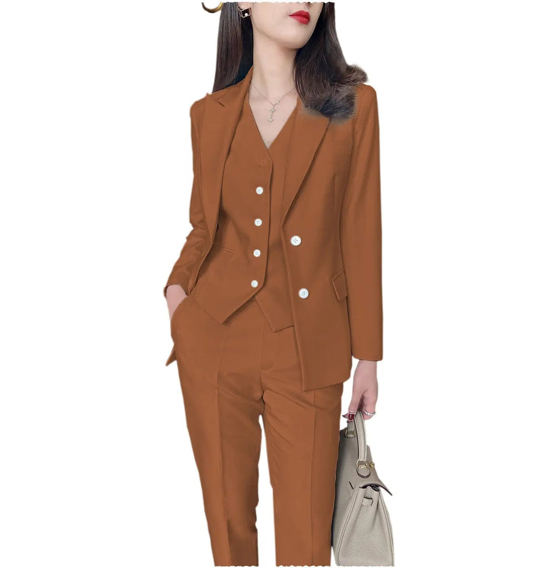 solovedress Fashion Slim Fit 3 Pieces Women Suit Peak Lapel Blazer