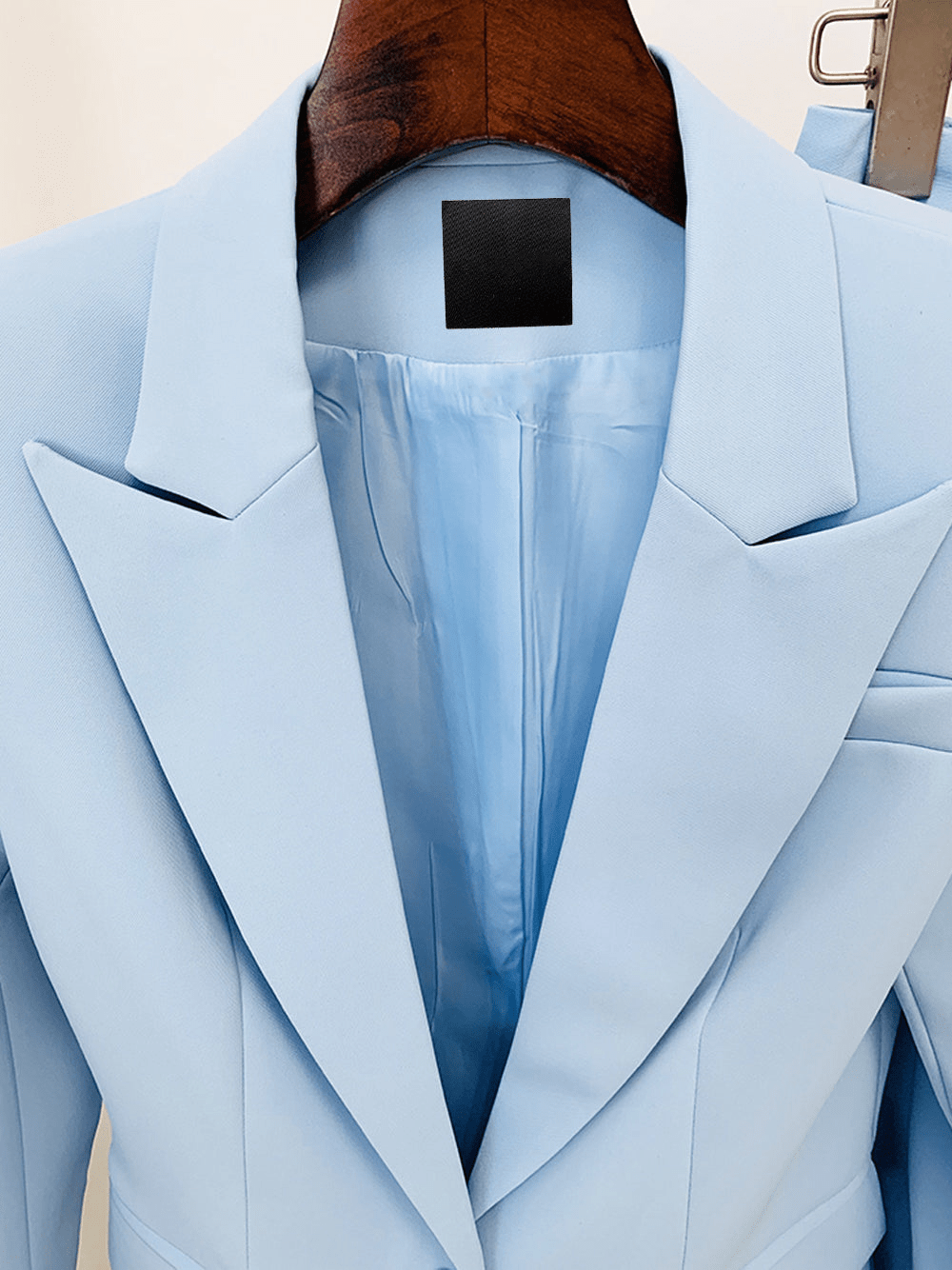 solovedress Light Blue 2 Piece Peak Lapel Single Breasted Slim Fit Women's Suit