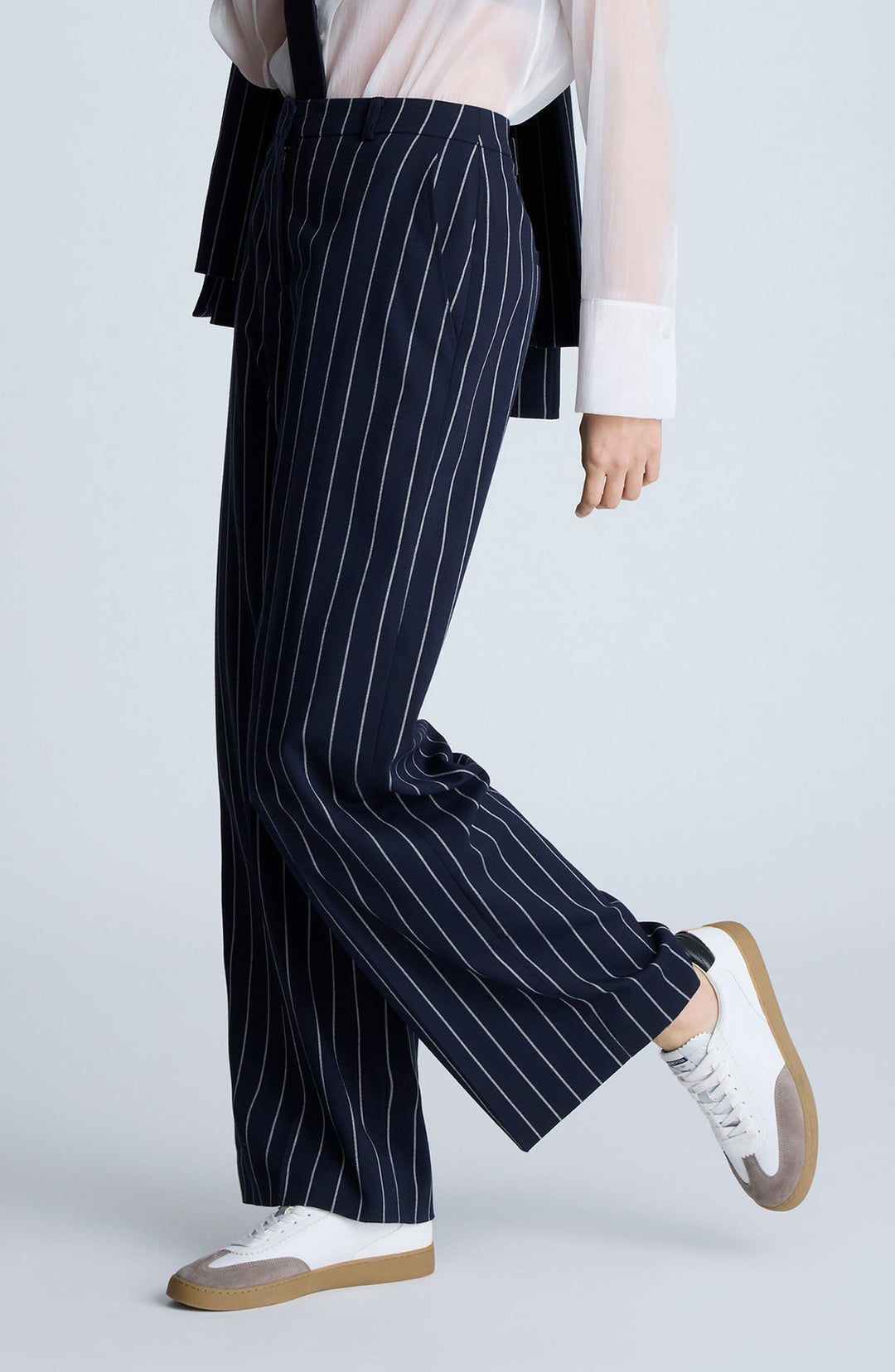 solovedress Navy 2 Piece Peak Lapel Business Casual Striped Women's Suit