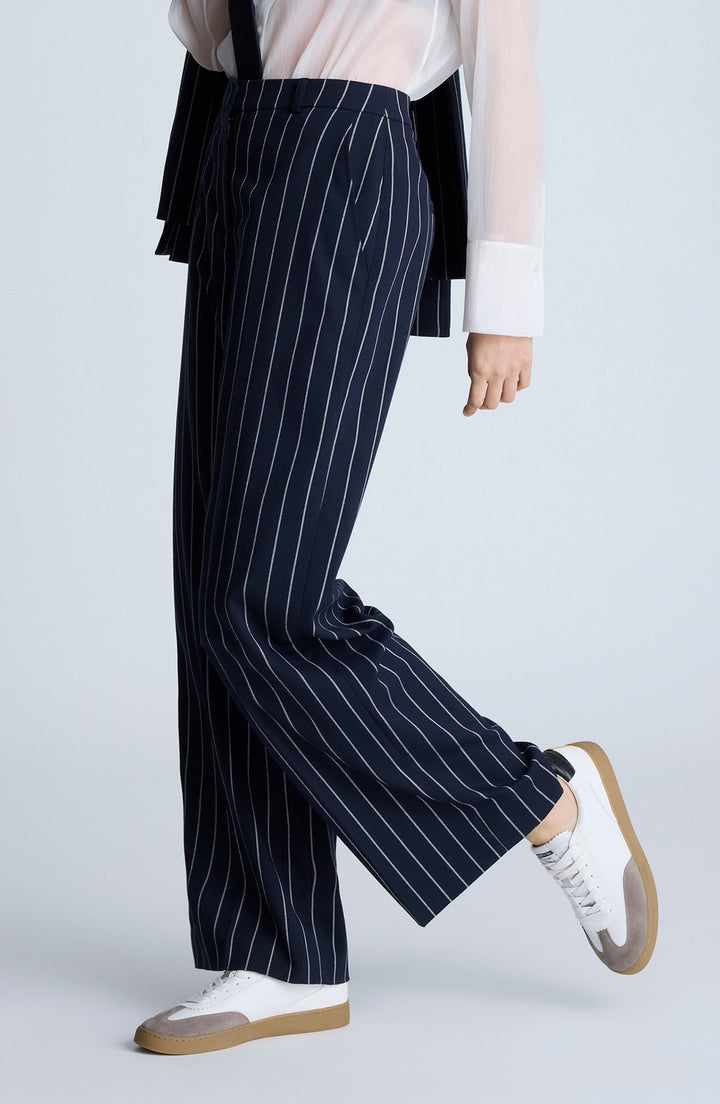 solovedress Navy 2 Piece Peak Lapel Business Casual Striped Women's Suit