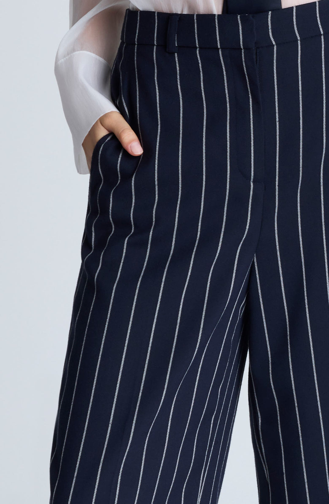 solovedress Navy 2 Piece Peak Lapel Business Casual Striped Women's Suit