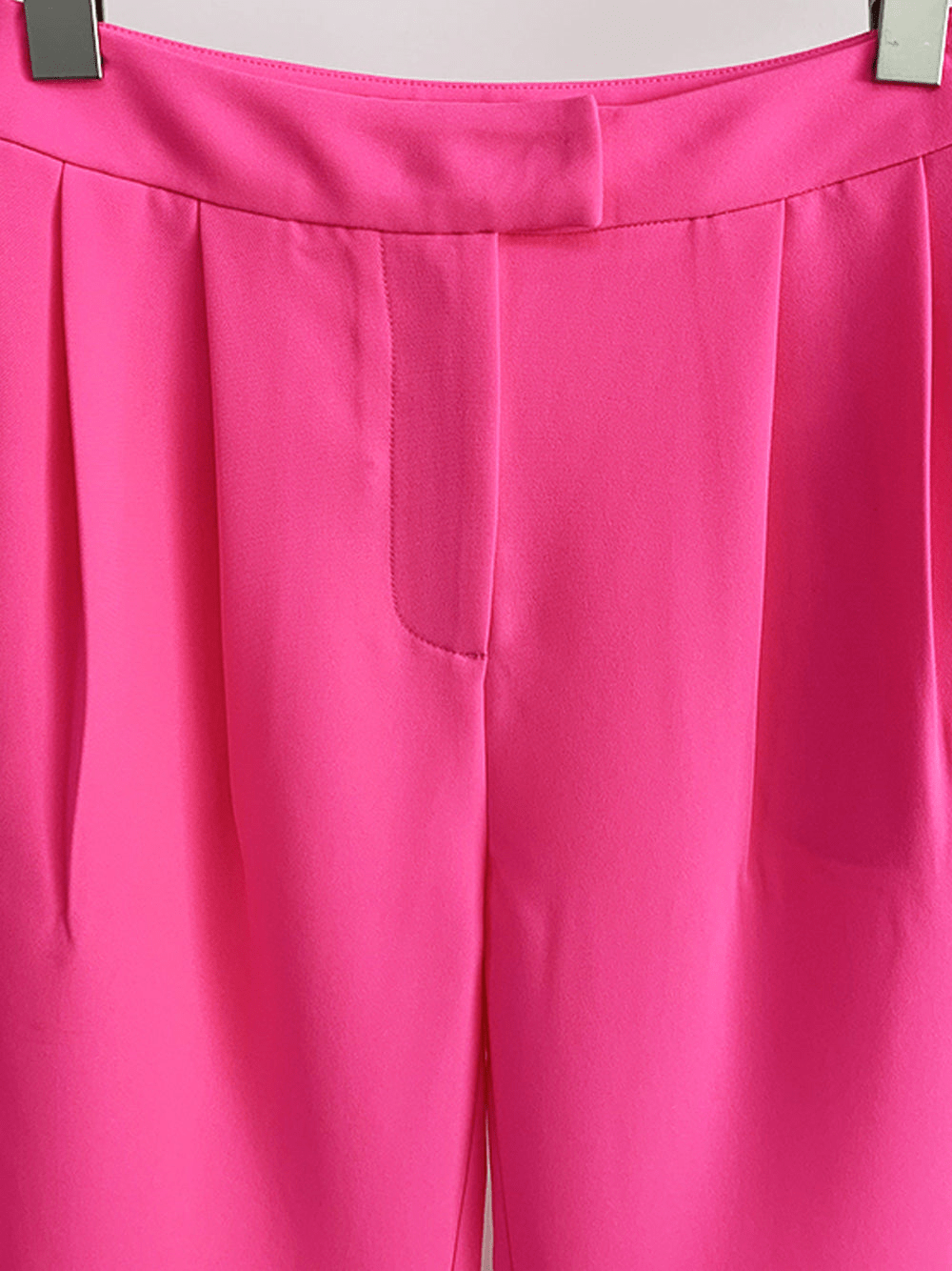 solovedress Pink 2 Piece Peak Lapel Single Breasted Slim Fit Women's Suit