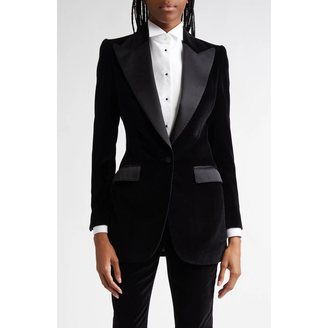 SoloveDress Women's 2 Piece Black Solid Velvet Suit Peak Lapel Sing... Black / US 12 SoloveDress Women's 2 Piece Black Solid Velvet Suit Peak Lapel Sing... Black / US 12