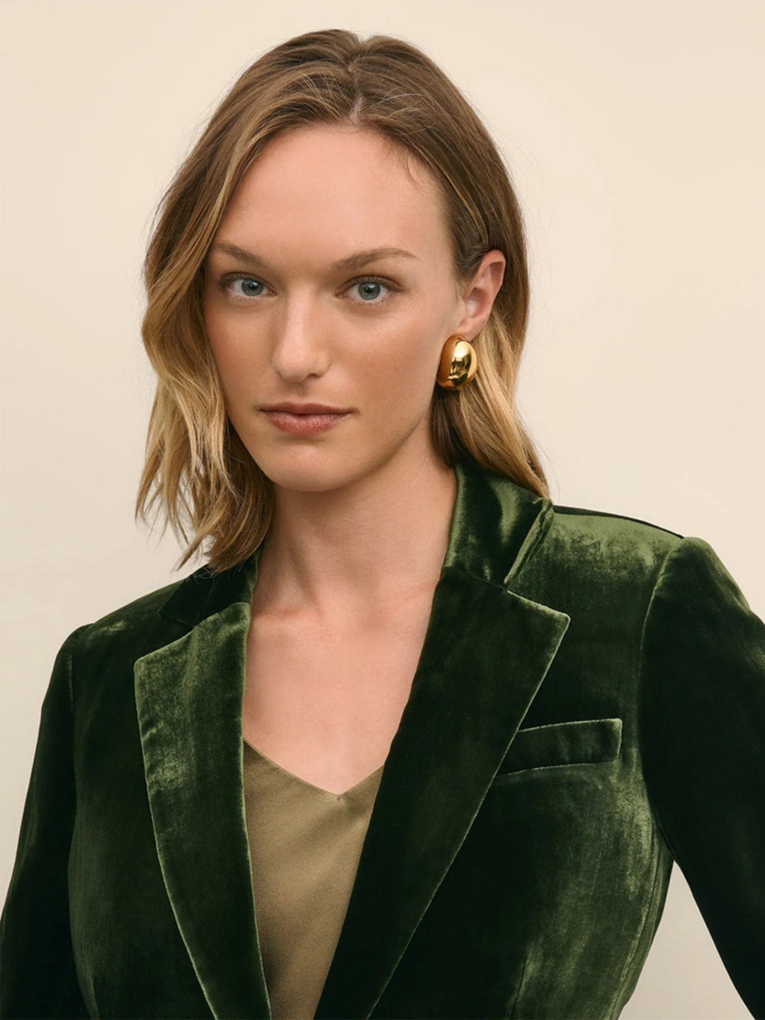 solovedress Women’s Dark Green Velvet Suit – Blazer & Pants