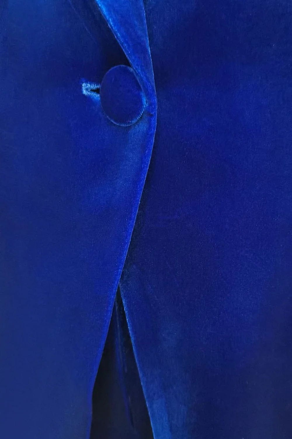 solovedress Women’s Royal Blue Velvet Two-Piece Suit – Notch Lapel Blazer and Pants