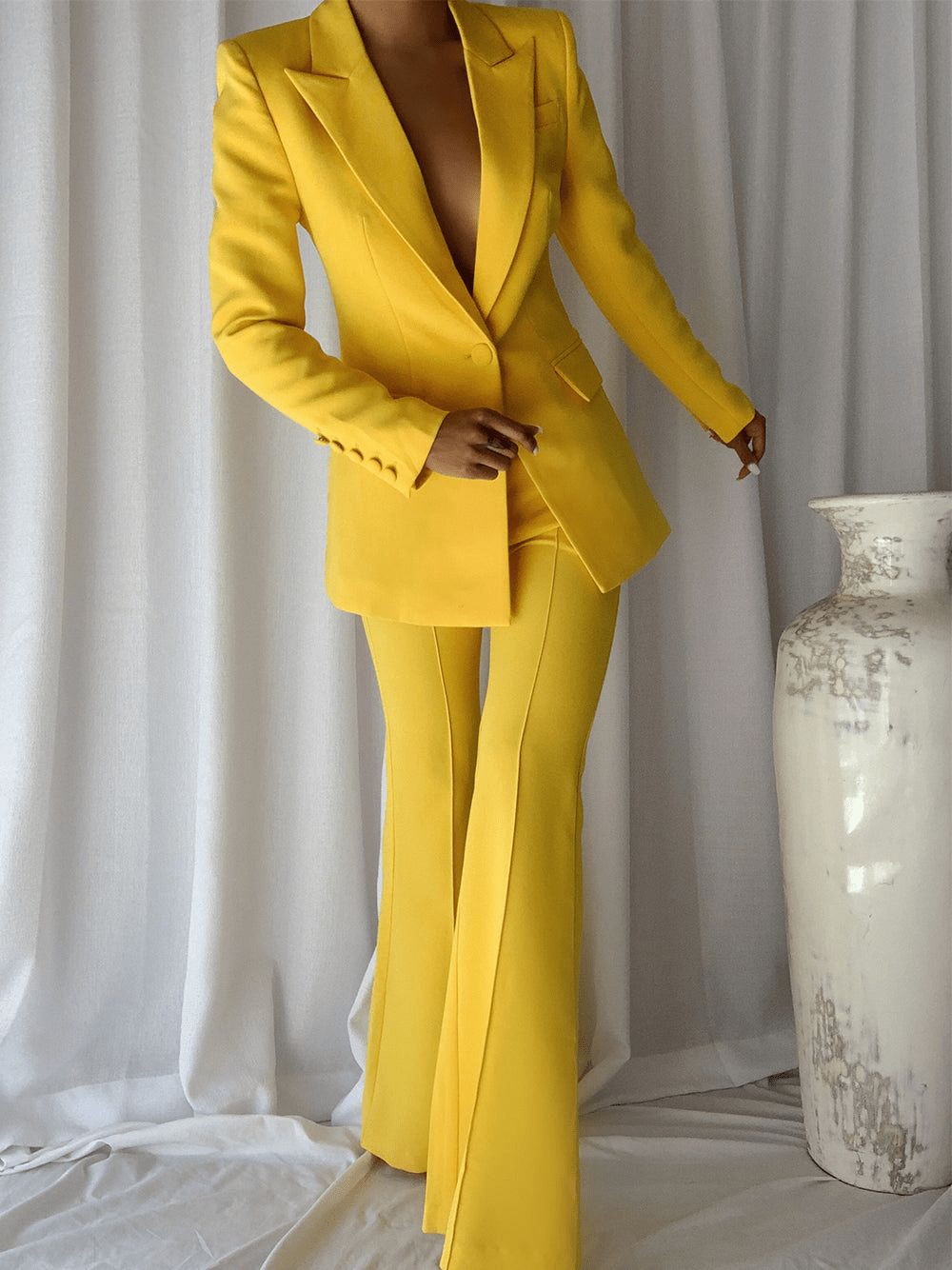 solovedress Yellow 2 Piece Peak Lapel Single Breasted Slim Fit Women's Suit